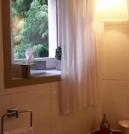 Couette-café Maison Epellius 3*